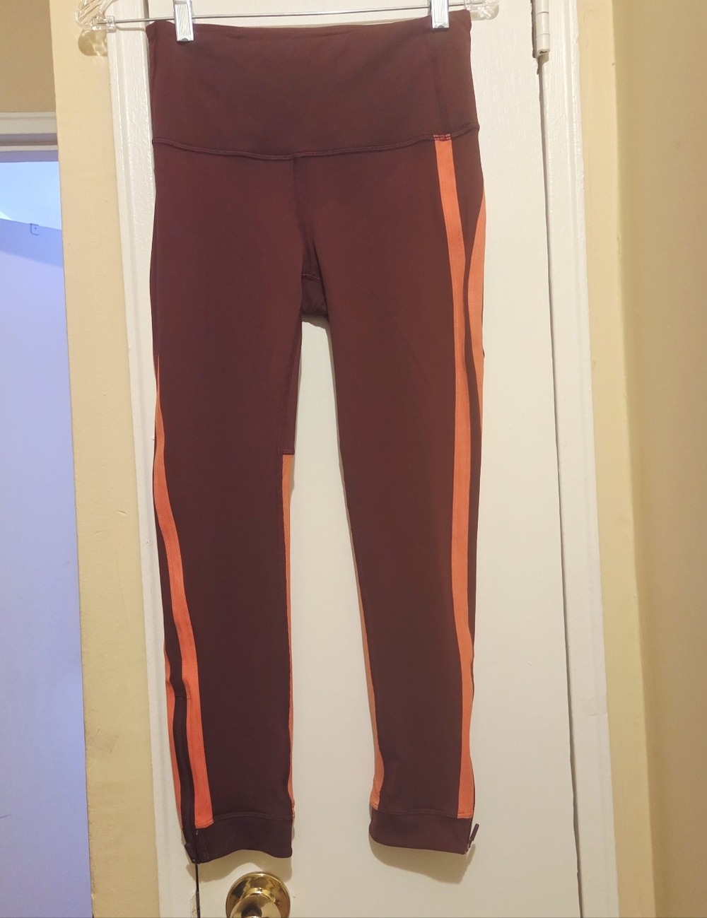 Lululemon Zip The Line Crop 23" High Rise Reflective Leggins Size 6